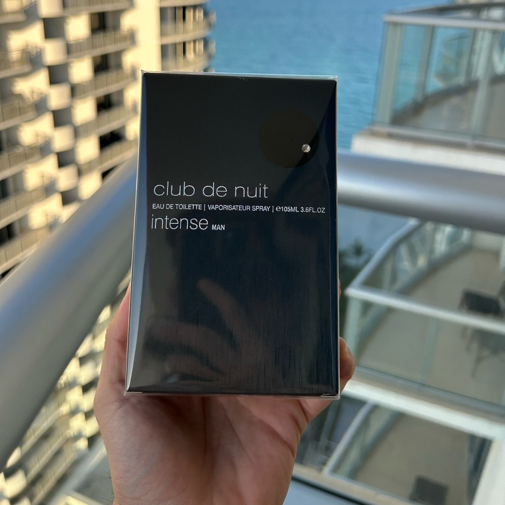 club de nuit intense man